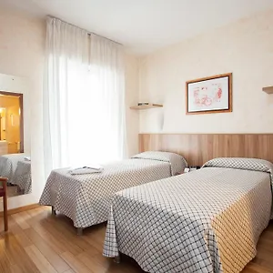 Aparthotel Desenzano, Mailand